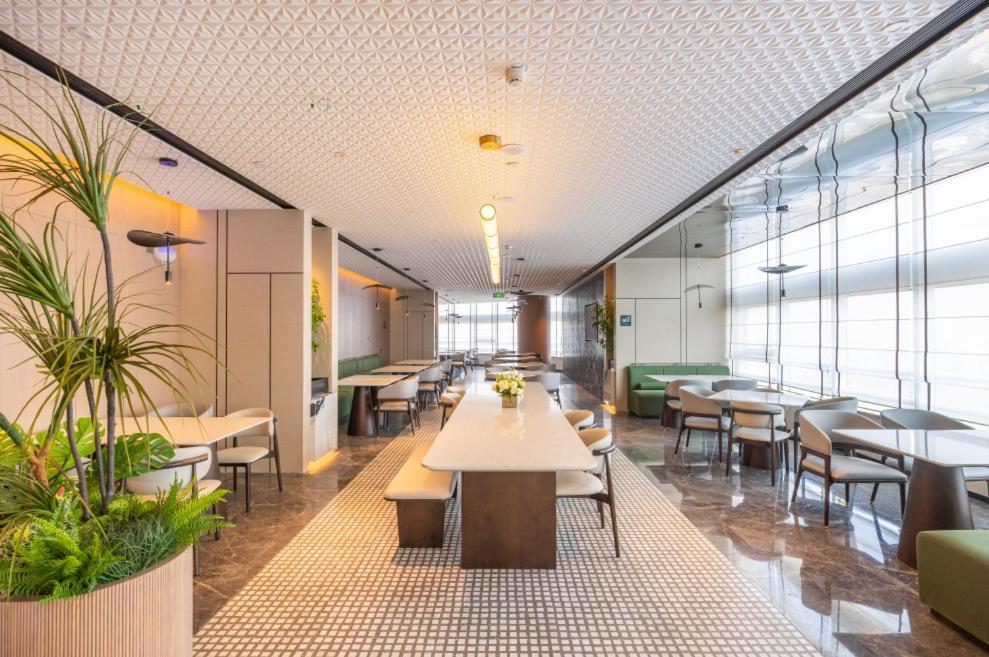 Atour Hotel Luzhou Finance Centre מראה חיצוני תמונה